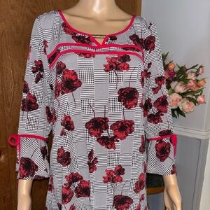 Liz McCoy XL Houndstooth Red Floral Blouse Tie Sleeves Gold Detail